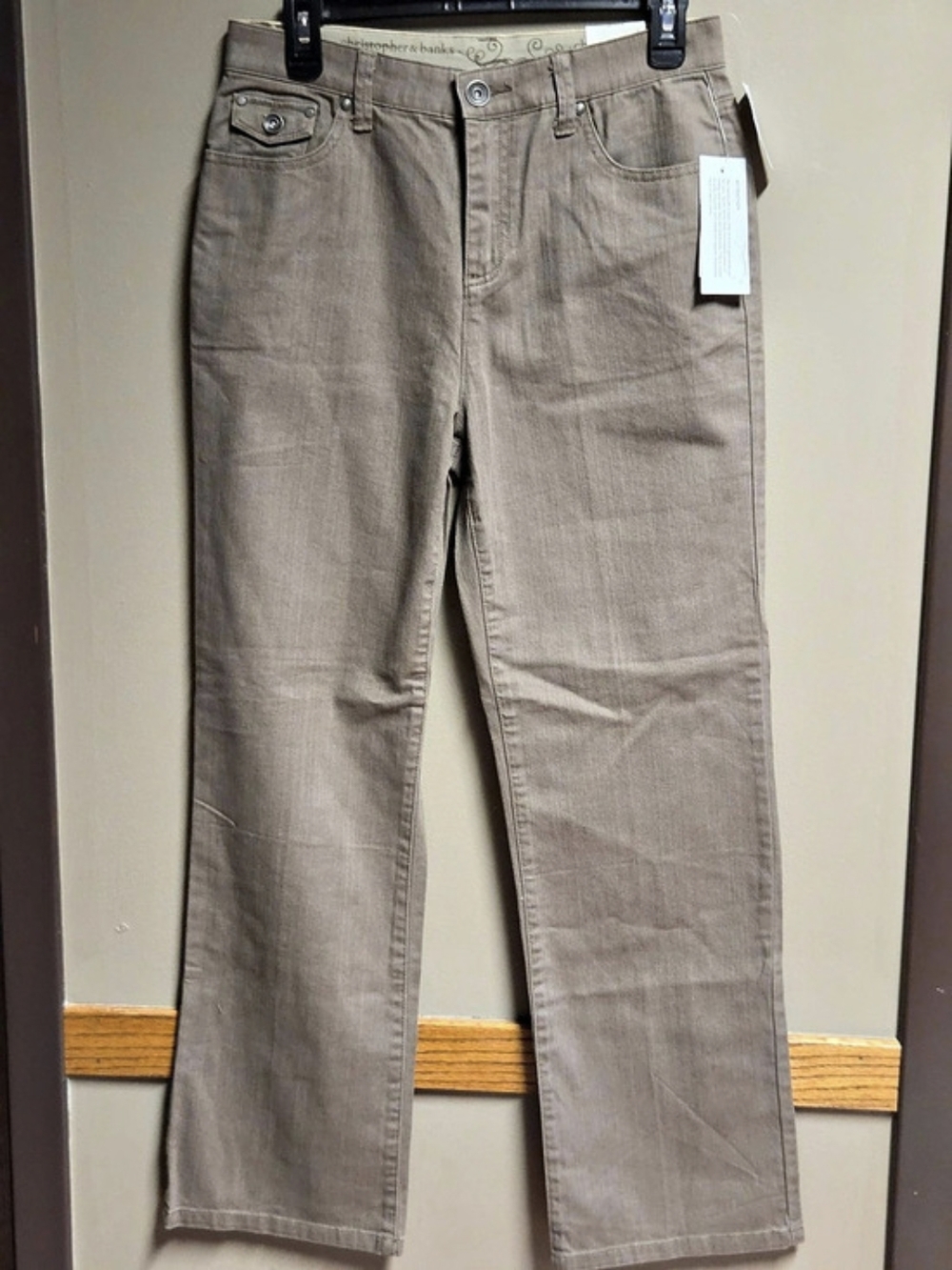 Christopher & Banks Classic Fit Straight Leg Straight Leg Pants in Brown Size 4